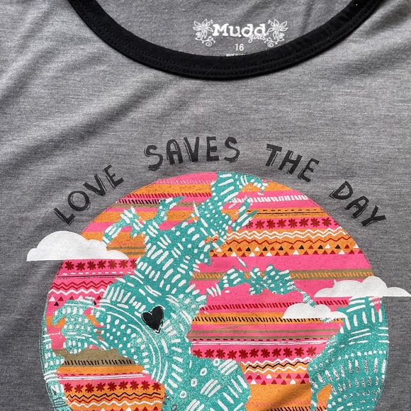 Girls Mudd Graphic Tees T-Shirts (set of 2, size XL/16) - Picture 6 of 9